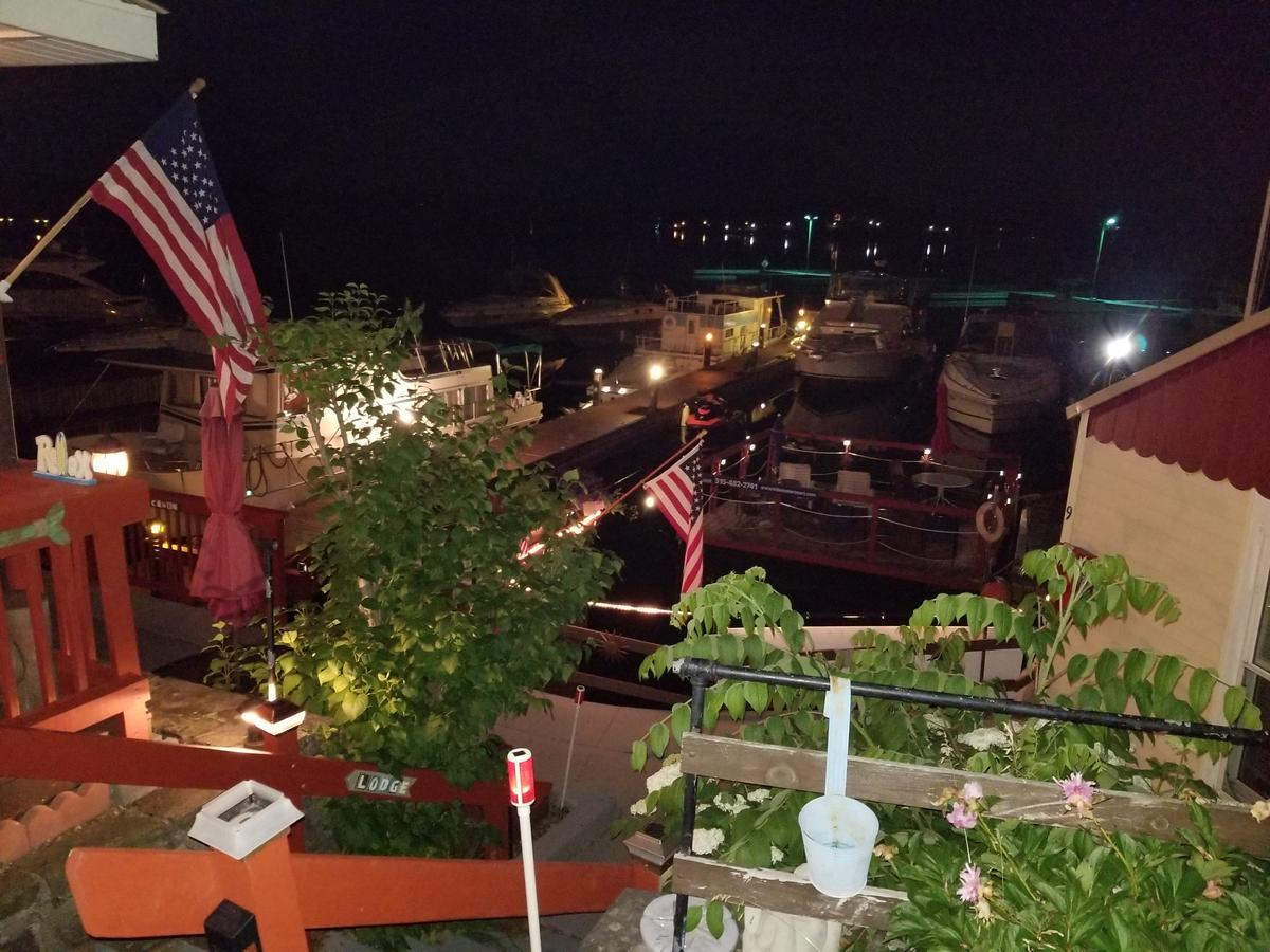 Motel Hills Motor Court & Marina Alexandria Bay Esterno foto
